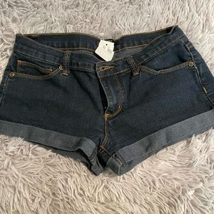 Ladies denim shorts